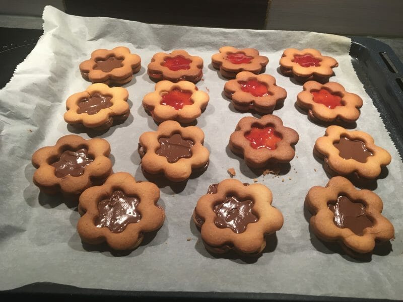 Cliquez pour zoomer ! Sablés à la confiture Thermomix par Jennifix