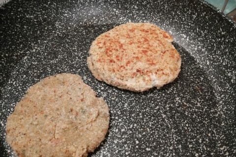 Cliquez pour zoomer ! Steak haché de poulet Thermomix par Blanche_Pattes