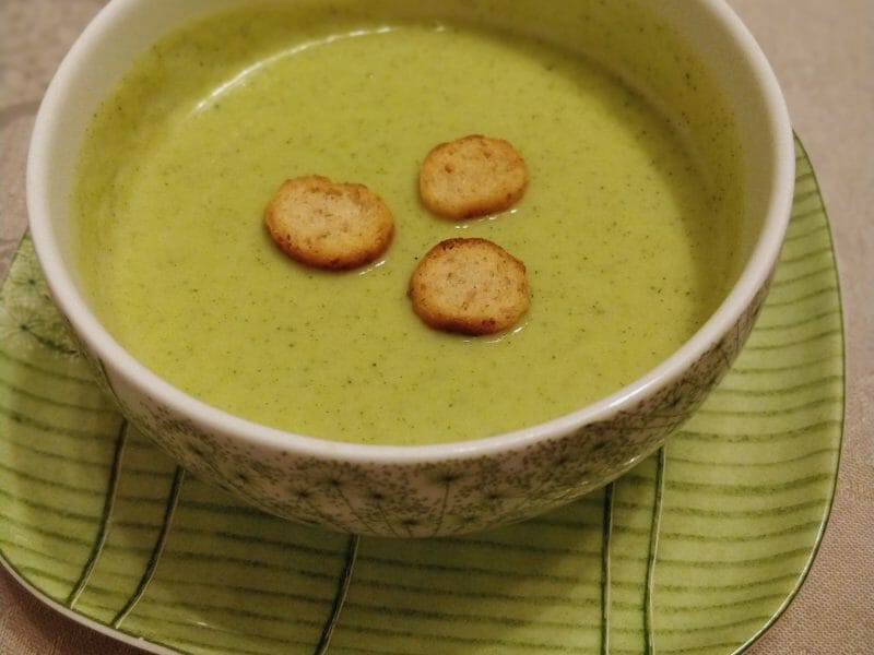 Cliquez pour zoomer ! Soupe froide courgette et concombre Thermomix par Sophia