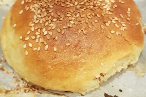 Cliquez pour zoomer ! Pains hamburger Thermomix par Sev130583