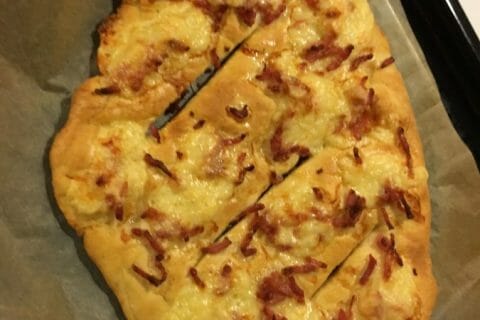 Cliquez pour zoomer ! Fougasse chèvre et lardons Thermomix par Stephane_mc21