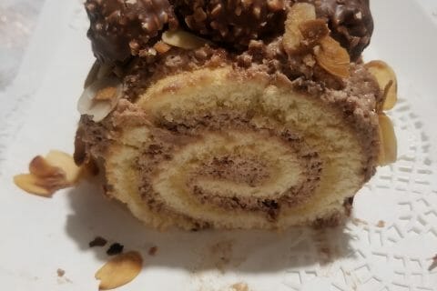 Cliquez pour zoomer ! Bûche Ferrero Rocher Thermomix par kimkham