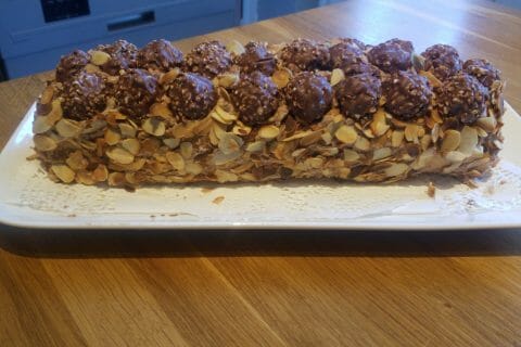 Cliquez pour zoomer ! Bûche Ferrero Rocher Thermomix par kimkham