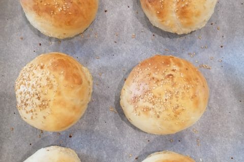 Cliquez pour zoomer ! Pains hamburger Thermomix par Laurence_09