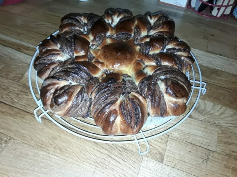 Cliquez pour zoomer ! Brioche étoilée au Nutella Thermomix par Emilie89190