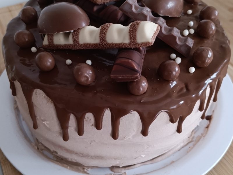 Cliquez pour zoomer ! Layer cake Kinder Bueno Thermomix par Milou12640