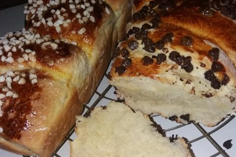 Cliquez pour zoomer ! Brioche tressée à la mie filante au Thermomix