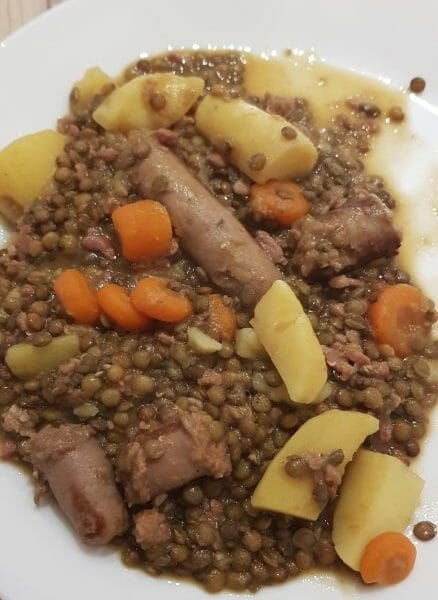 Cliquez pour zoomer ! Lentilles et ses saucisses Thermomix par Yoyo