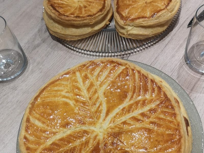 Cliquez pour zoomer ! Galette des rois à la frangipane Thermomix par Sarahmeliha
