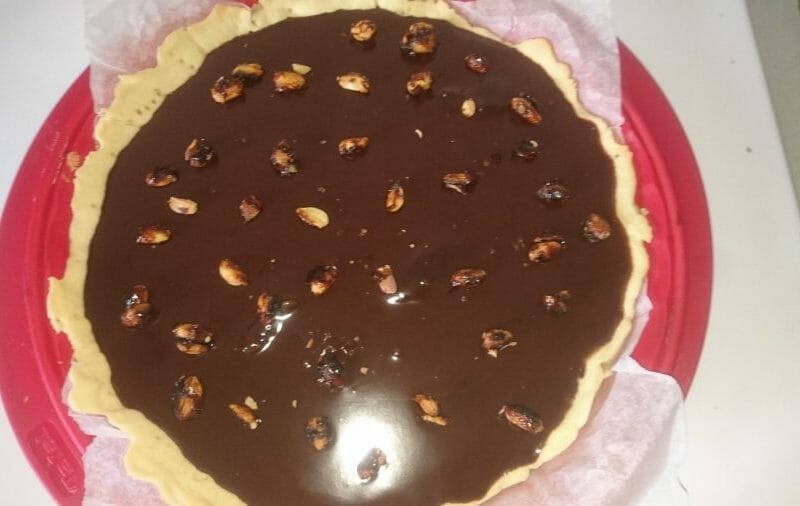 Cliquez pour zoomer ! Tarte au chocolat et cacahuètes caramélisées Thermomix par annah974
