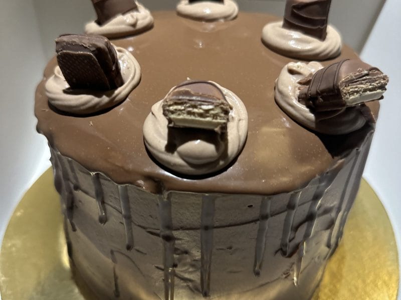 Cliquez pour zoomer ! Layer cake Kinder Bueno Thermomix par cdiaz