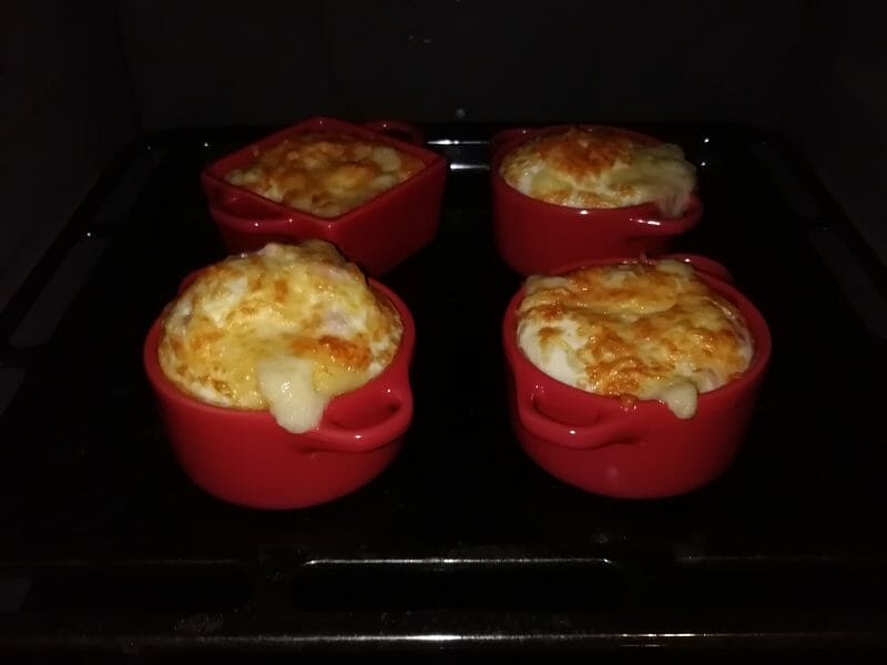 Cliquez pour zoomer ! Oeufs cocotte en parmentier Thermomix par Mireille_37