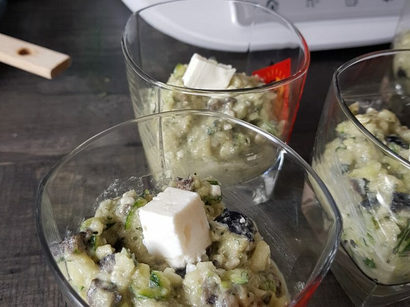 Cliquez pour zoomer ! Salade de courgettes à la feta Thermomix par Nanou92