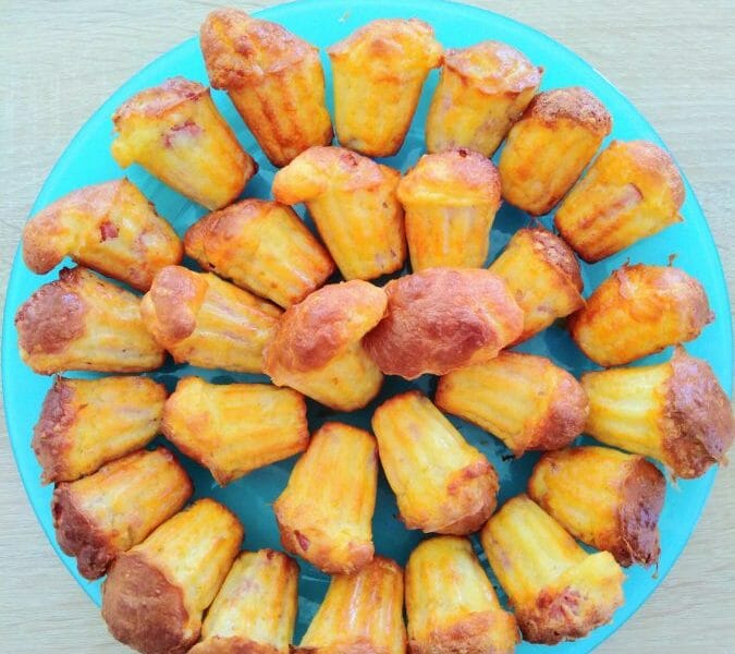 Cliquez pour zoomer ! Mini muffins au comté et aux lardons Thermomix par Alexs25