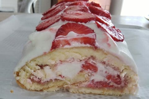 Cliquez pour zoomer ! Fraisier roulé au Thermomix