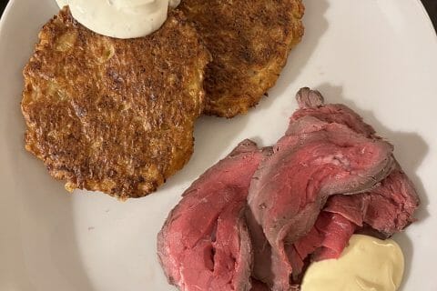 Cliquez pour zoomer ! Galettes de chou-fleur et sauce yaourt Thermomix par HeleneD75