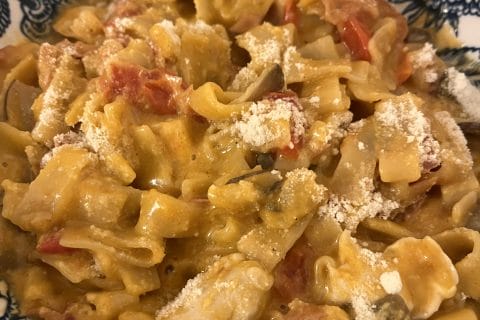 Cliquez pour zoomer ! Pennes au poulet, tomates et champignons Thermomix par HeleneD75