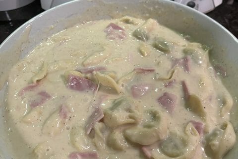 Cliquez pour zoomer ! Tortellini sauce crémeuse au jambon Thermomix par HeleneD75