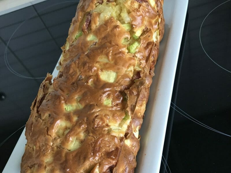 Cliquez pour zoomer ! Cake courgettes et cheddar Thermomix par stephanie58recettes