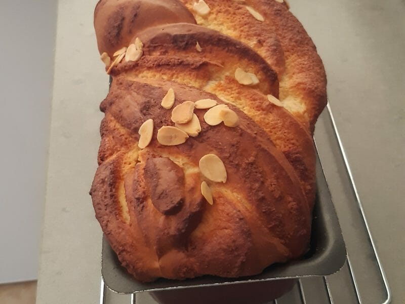 Cliquez pour zoomer ! Brioche à la crème d’amande Thermomix par Lozari