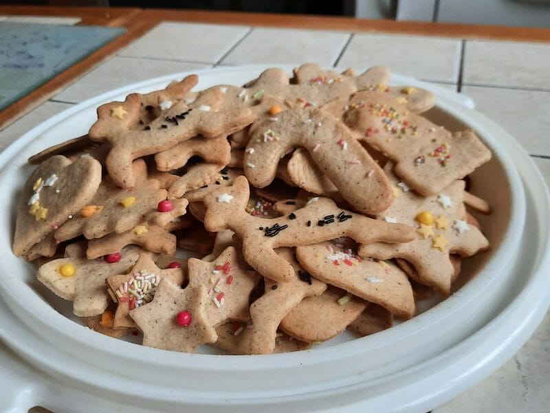 Cliquez pour zoomer ! Sablés de Noël Thermomix par Poutous d'Auvergne