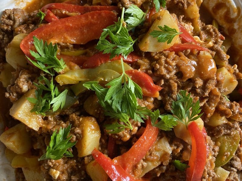 Cliquez pour zoomer ! Boeuf aux poivrons et pommes de terre Thermomix par stf77