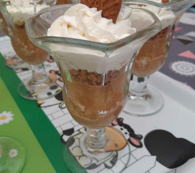 Cliquez pour zoomer ! Verrines pommes caramel et spéculoos Thermomix par Soukina