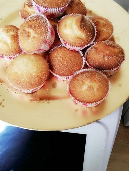 Cliquez pour zoomer ! Magdalenas – Madeleines espagnoles Thermomix par Julie-Kerry
