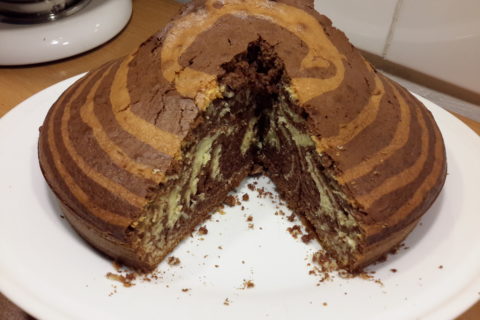 Cliquez pour zoomer ! Gâteau zébré Thermomix par Nanou73