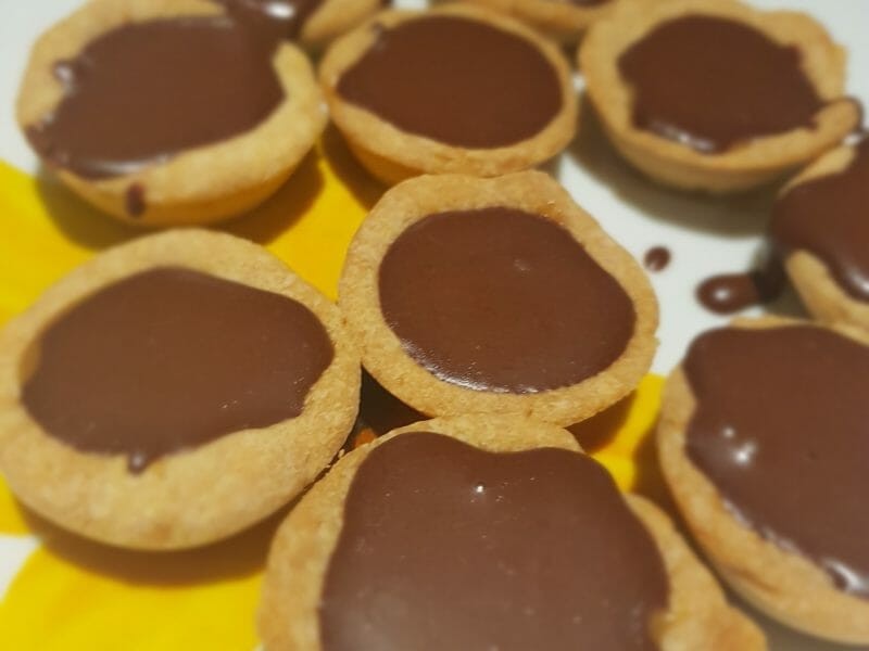 Cliquez pour zoomer ! Tartelettes chocolat et caramel beurre salé Thermomix par gweny35