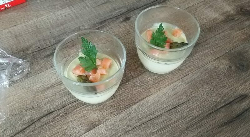Cliquez pour zoomer ! Mousse d’asperges au saumon fumé Thermomix par Amandine_05000