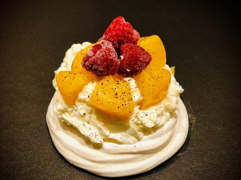 Cliquez pour zoomer ! Mini pavlova aux fraises Thermomix par ziguiguis