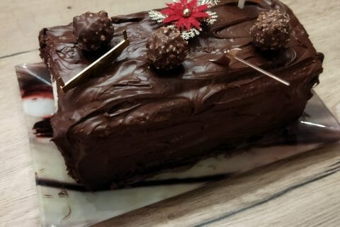 Cliquez pour zoomer ! Bûche Ferrero Rocher Thermomix par Ponette12