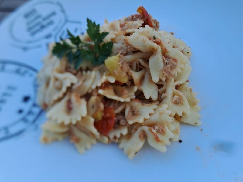 Cliquez pour zoomer ! Salade de pâtes au thon, courgettes et tomates cerises Thermomix par Armandine