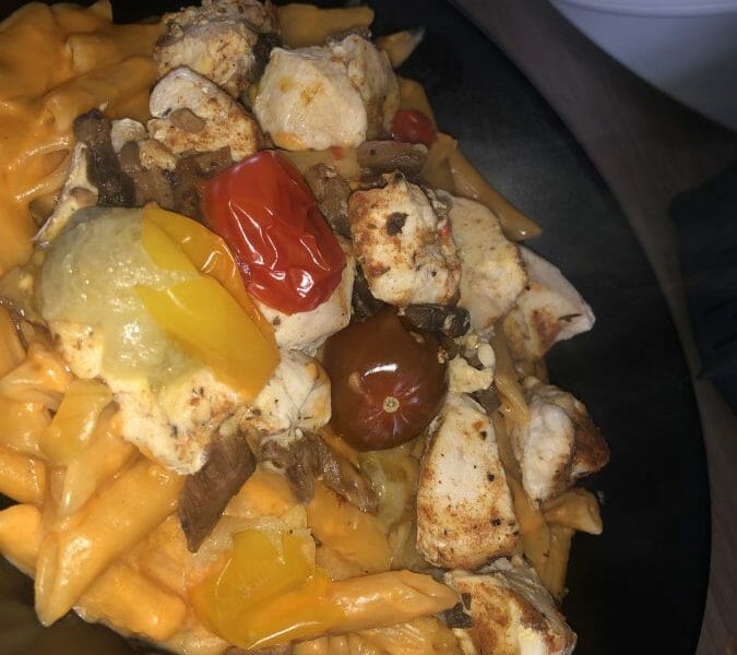 Cliquez pour zoomer ! Pennes au poulet, tomates et champignons Thermomix par djem