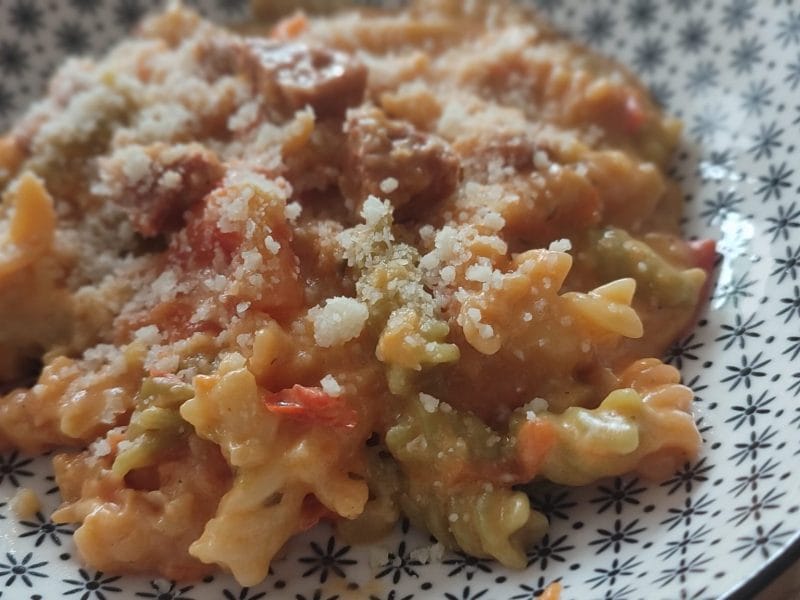 Cliquez pour zoomer ! Fusilli aux tomates et au chorizo Thermomix par @steph76