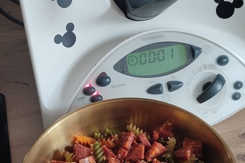 Cliquez pour zoomer ! Fusilli aux tomates et au chorizo Thermomix par @steph76