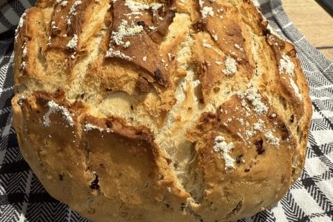 Cliquez pour zoomer ! Pain Cocotte Thermomix par EstelleR