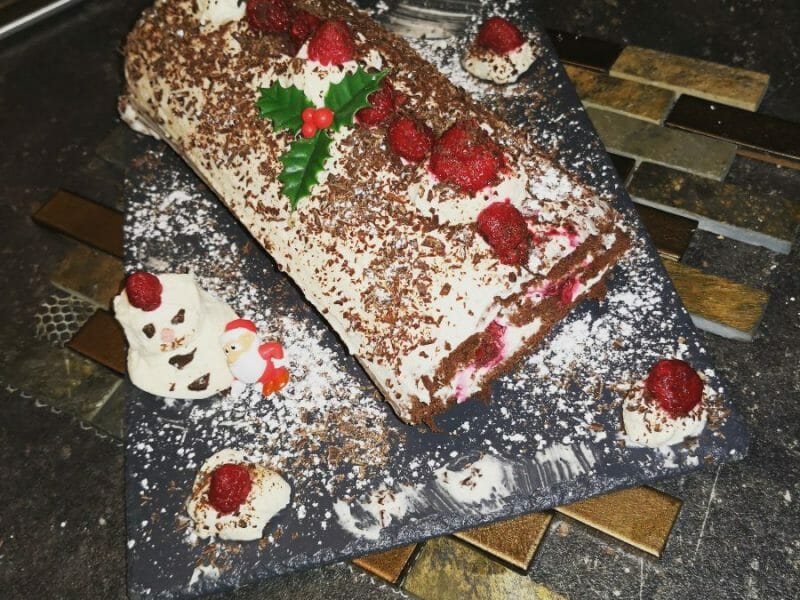 Cliquez pour zoomer ! Bûche forêt noire Thermomix par Valerie-73-02