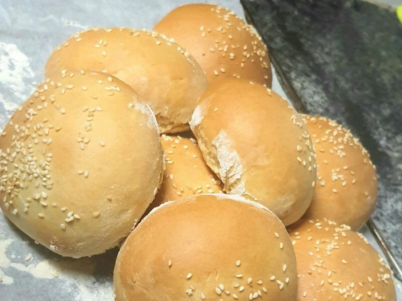 Cliquez pour zoomer ! Pains hamburger Thermomix par MumCie