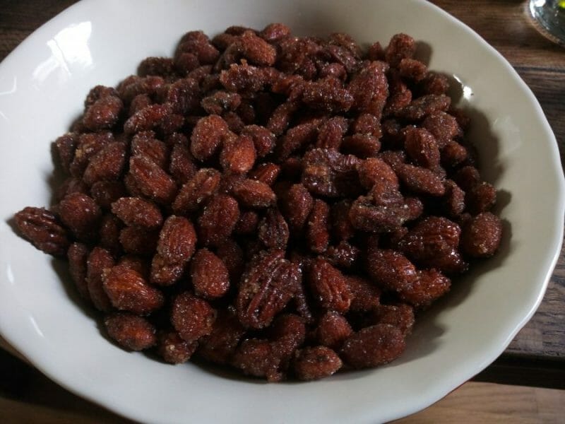 Cliquez pour zoomer ! Amandes grillées à la cannelle et au miel Thermomix par blue95