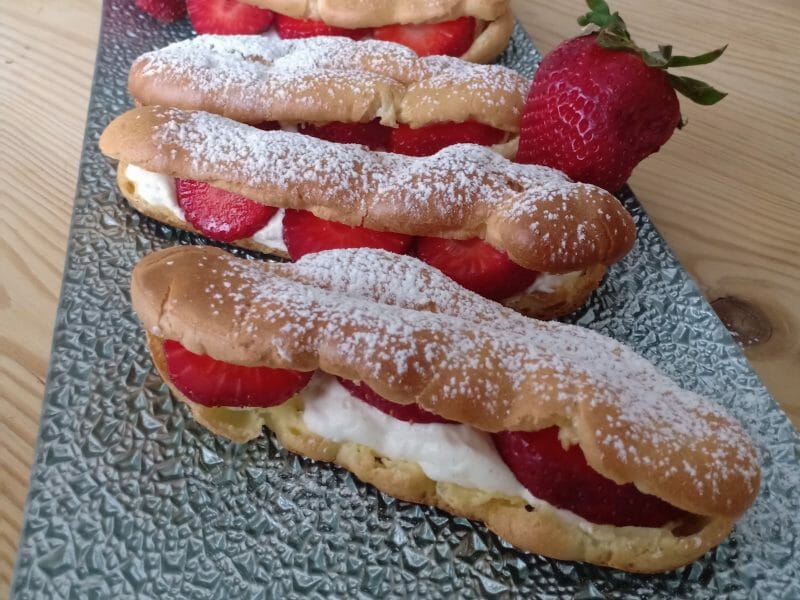 Cliquez pour zoomer ! Éclairs fraises chantilly Thermomix par Myriam za