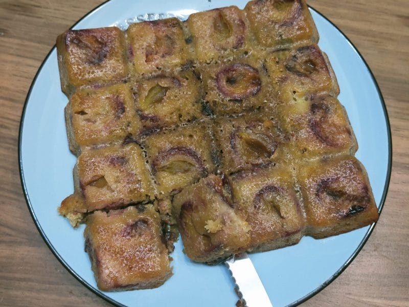 Cliquez pour zoomer ! Moelleux aux prunes Thermomix par Polange