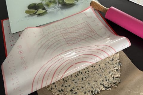 Cliquez pour zoomer ! Crackers salés à l’emmental et aux graines Thermomix par cestmoi33