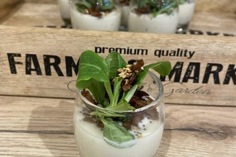 Cliquez pour zoomer ! Verrine de mousse de chou-fleur et crevettes Thermomix par VirgandCo