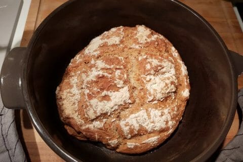 Cliquez pour zoomer ! Pain Cocotte Thermomix par Emilie_80