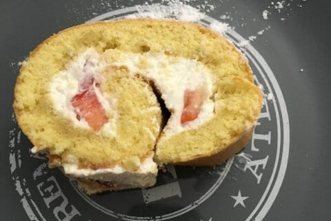 Cliquez pour zoomer ! Fraisier roulé Thermomix par Maelona