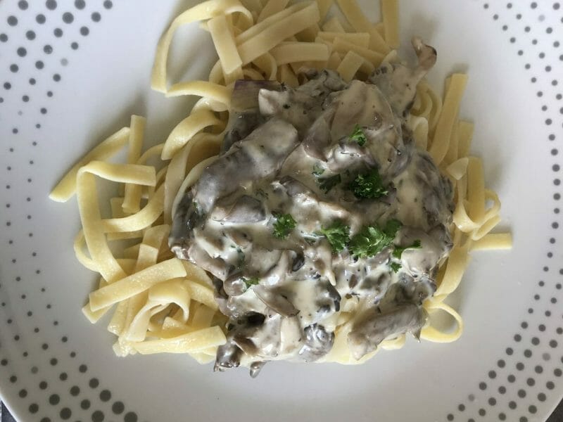 Cliquez pour zoomer ! Tagliatelle sauce crémeuse aux pleurotes Thermomix par karo44