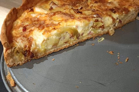 Cliquez pour zoomer ! Gâteau poireaux, lardons et fromage Thermomix par Mimie39