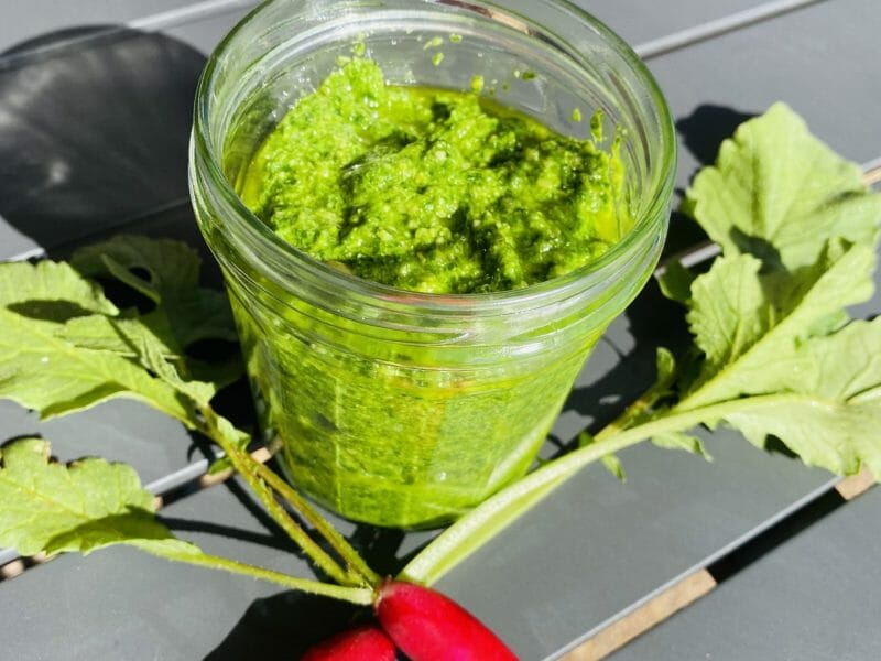 Cliquez pour zoomer ! Pesto aux fanes de radis Thermomix par Sylvie